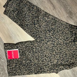 SPANX Look At Me Now Seamless Leggings